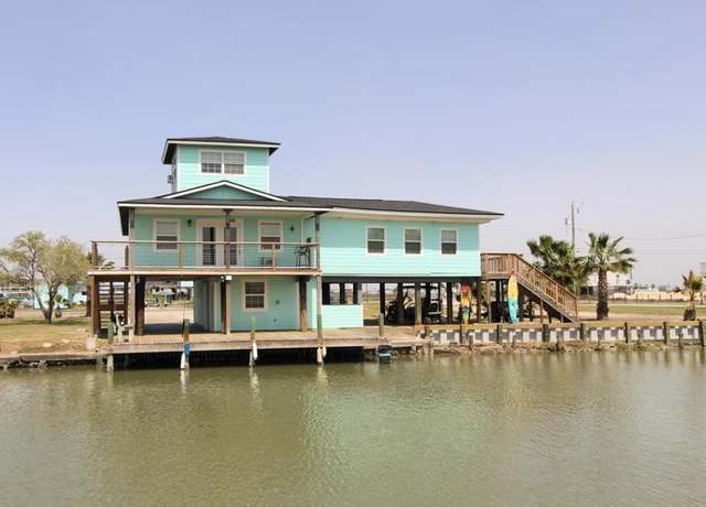 Property at 189 Sailfish, Rockport, TX 78382, 2 beds, 1.5 baths