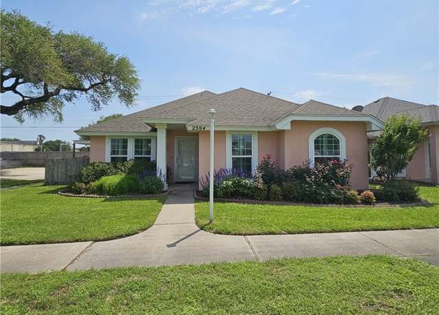 Property at 2304 Madrid Dr, Ingleside, TX 78362, 3 beds, 2 baths