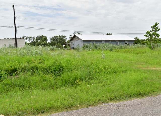 Property at 152 Shady Oak, Rockport, TX 78382