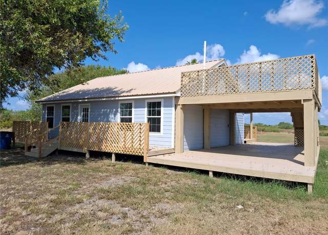 Property at 2001 First St, Bayside, TX 78340, 3 beds, 2 baths