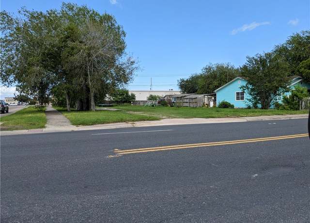 Property at 4914 Williams Dr, Corpus Christi, TX 78411