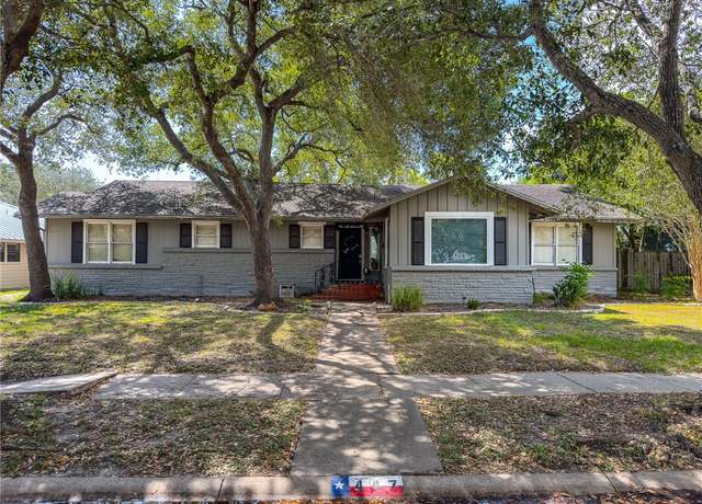 Property at 447 Santa Monica Pl, Corpus Christi, TX 78411, 3 beds, 2 baths