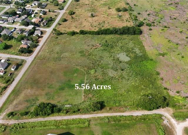 Property at 8 Compress, Taft, TX 78390