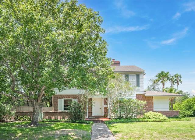 Property at 144 Cordula St, Corpus Christi, TX 78411, 3 beds, 2 baths