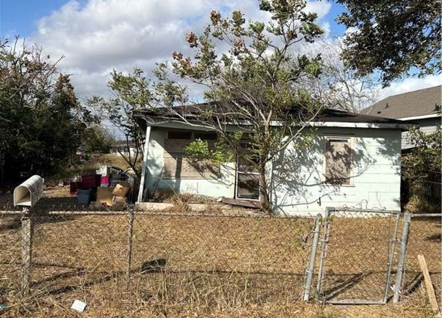 Property at 315 Ruben Chavez, Robstown, TX 78380, 2 beds, 1 bath