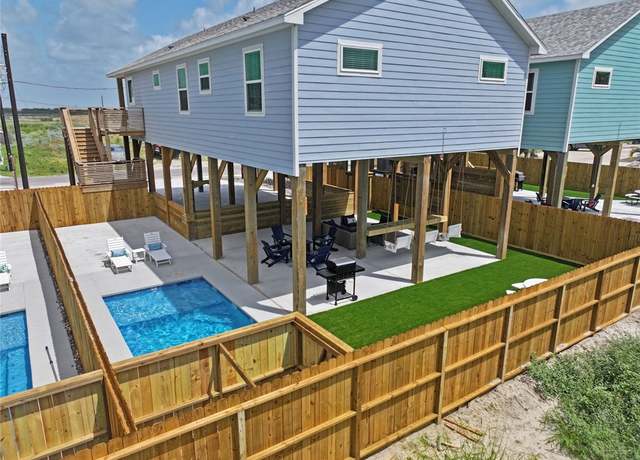 Property at 1905 Eskridge Rd, Port Aransas, TX 78373, 4 beds, 4 baths