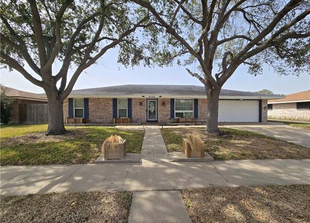 Property at 4526 Ocasey Dr, Corpus Christi, TX 78413, 3 beds, 2 baths