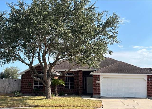 Property at 7021 Vineyard Dr, Corpus Christi, TX 78414, 3 beds, 2 baths