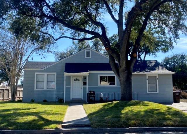 Property at 831 W Alice Ave, Kingsville, TX 78363, 4 beds, 2 baths
