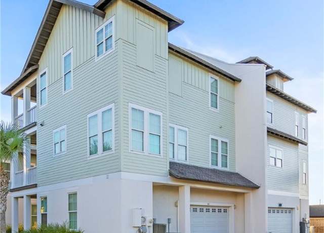 Property at 114 Lavaca Cir, Rockport, TX 78382, 3 beds, 3.5 baths
