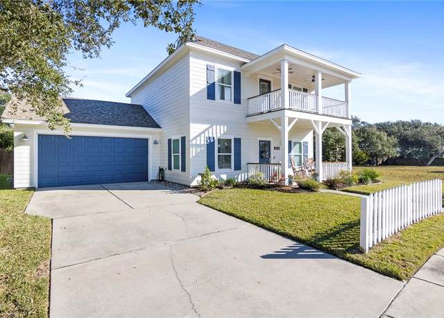 Property at 114 Boardwalk Ave, Rockport, TX 78382, 4 beds, 2.5 baths