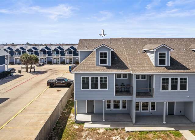 Property at 15217 Windward Dr #404, Corpus Christi, TX 78418, 4 beds, 3.5 baths