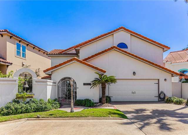 Property at 13717 Three Fathoms Bank Dr, Corpus Christi, TX 78418, 3 beds, 2.5 baths