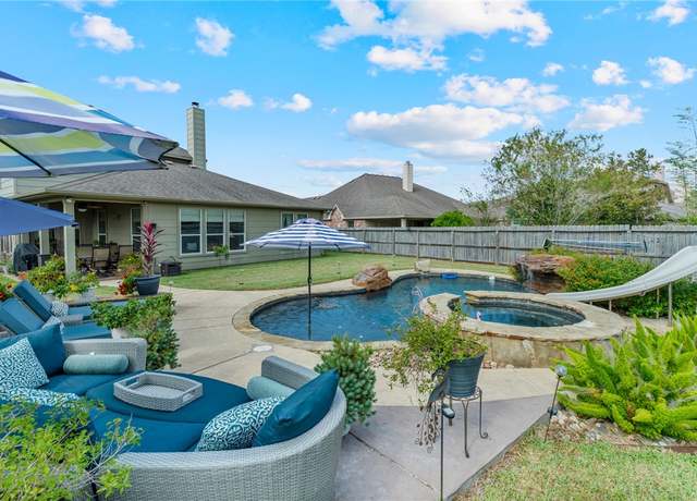 Property at 7534 Rancho Vista Blvd, Corpus Christi, TX 78414, 4 beds, 2.5 baths