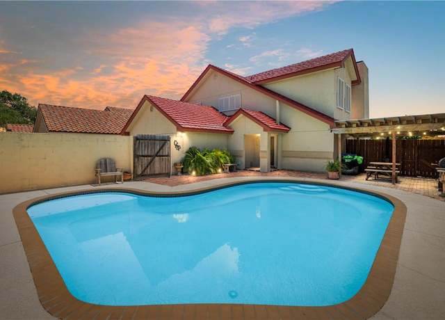 Property at 14862 Cobo De Bara Cir, Corpus Christi, TX 78418, 3 beds, 2.5 baths