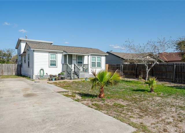 Property at 1034 S 10th St, Aransas Pass, TX 78336, 3 beds, 2 baths