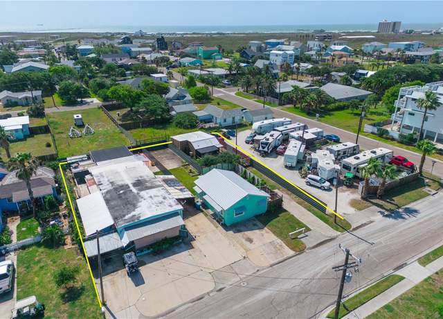 Property at 438 & 500 N Station St, Port Aransas, TX 78373, 8 beds, 6 baths