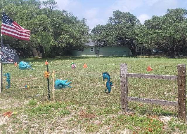 Property at 519 W 4th St, Rockport, TX 78382