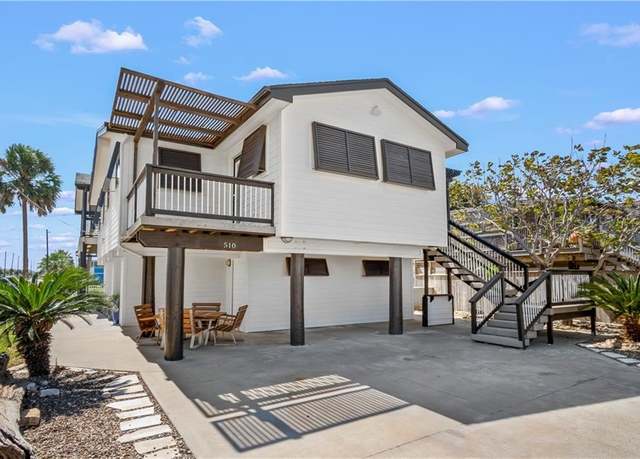 Property at 510 Bralley Dr, Port Aransas, TX 78373, 5 beds, 3 baths