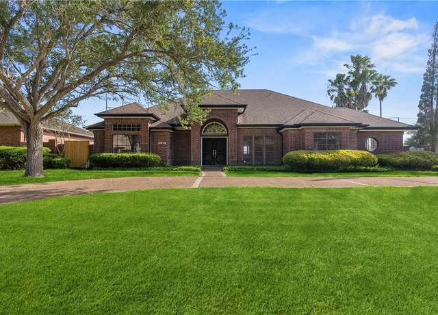 Property at 5913 Woodmere Dr, Corpus Christi, TX 78414, 4 beds, 2.5 baths
