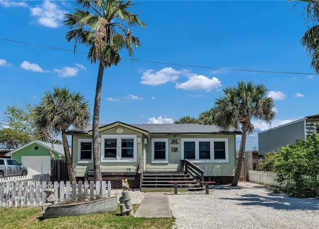 Property at 503 Royal Palm Dr, Port Aransas, TX 78373, 3 beds, 2 baths