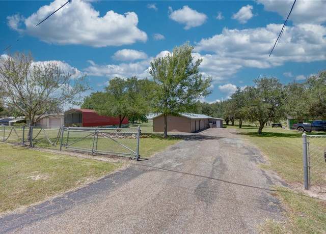 Property at 9047 County Road 461, Mathis, TX 78368, 3 beds, 3 baths