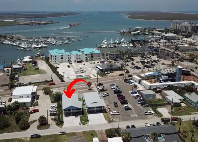 Property at 144 W White Ave, Port Aransas, TX 78373, 5 beds, 4 baths