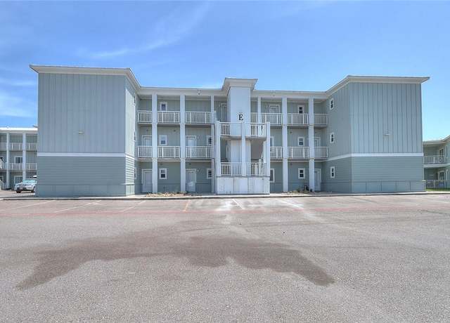 Property at 1107 S 11th St #39, Port Aransas, TX 78373, 3 beds, 2 baths