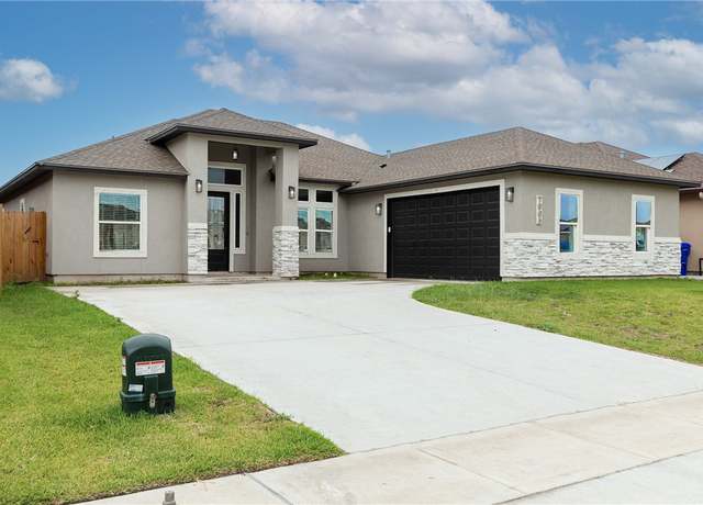 Property at 7905 Spiderman Dr, Corpus Christi, TX 78414, 4 beds, 3 baths