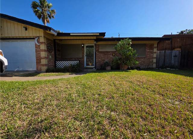 Property at 5822 Woodhaven Dr, Corpus Christi, TX 78412, 3 beds, 2 baths