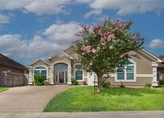 Property at 6825 Old Square Dr, Corpus Christi, TX 78414, 4 beds, 3 baths