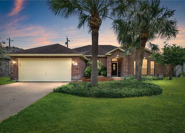 Property at 3226 Bordeaux Dr, Corpus Christi, TX 78414, 4 beds, 2 baths