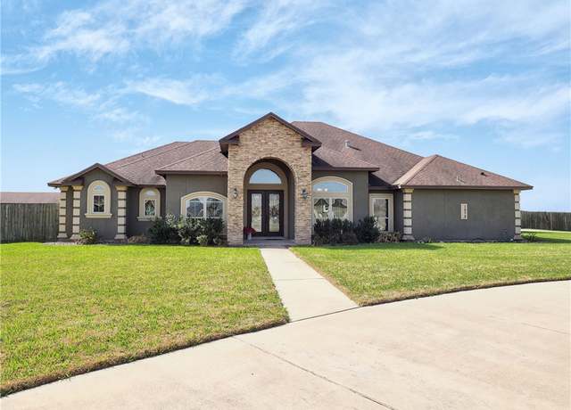 Property at 1373 Kirklees Dr, Corpus Christi, TX 78415, 5 beds, 3 baths