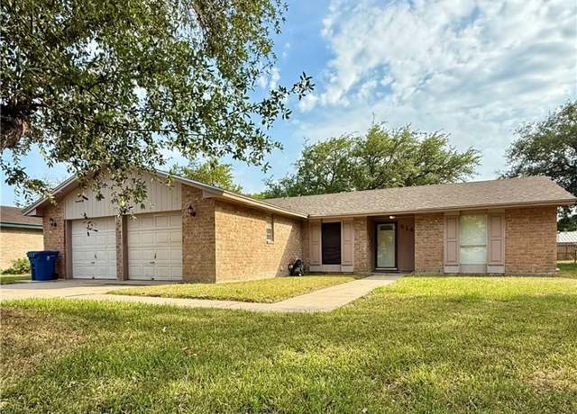 Property at 514 Vista Dr, Odem, TX 78370, 3 beds, 2 baths