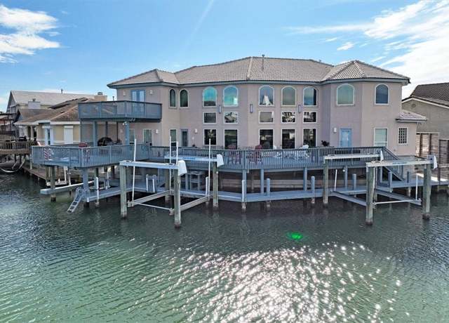 Property at 15206 Isla Pinta Ct, Corpus Christi, TX 78418, 5 beds, 3.5 baths