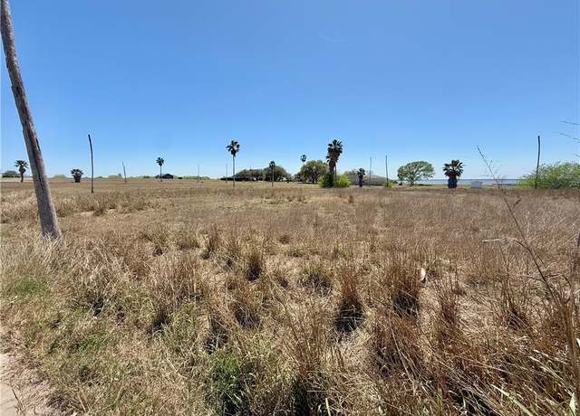 Property at 24553 La Ponderosa Dr, Mathis, TX 78368