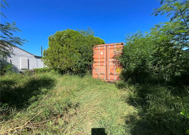 Property at 206 Cheyenne St, Corpus Christi, TX 78405