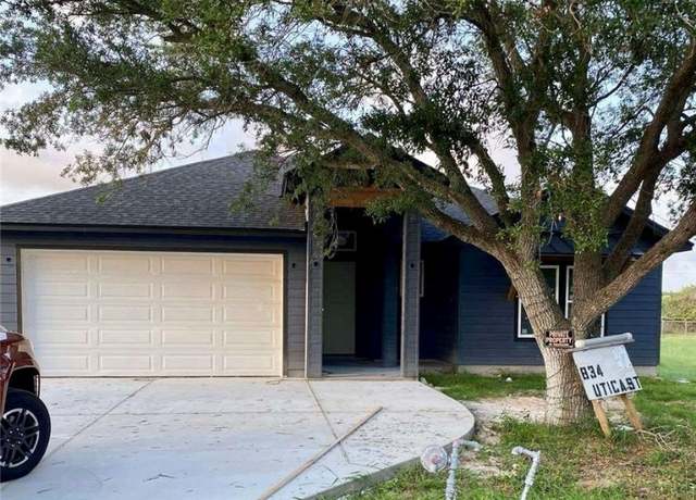 Property at 834 Utica St, Corpus Christi, TX 78418, 3 beds, 2.5 baths