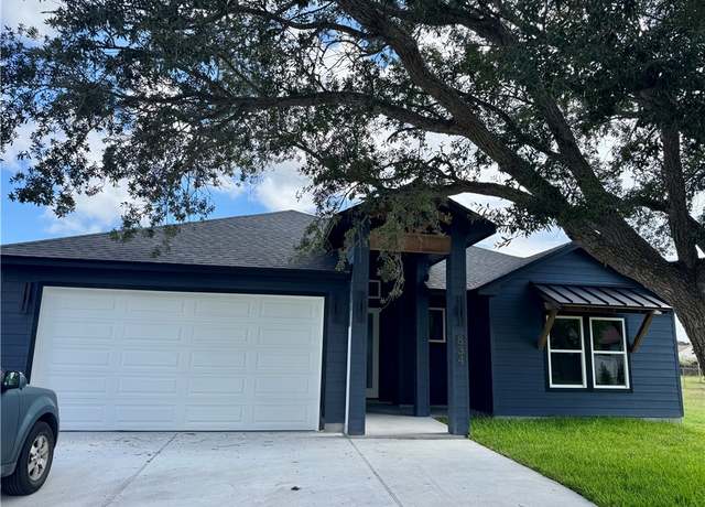 Property at 834 Utica St, Corpus Christi, TX 78418, 3 beds, 2.5 baths