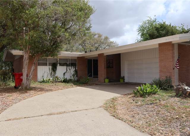 Property at 109 Kissling Ave, Robstown, TX 78380, 3 beds, 3 baths