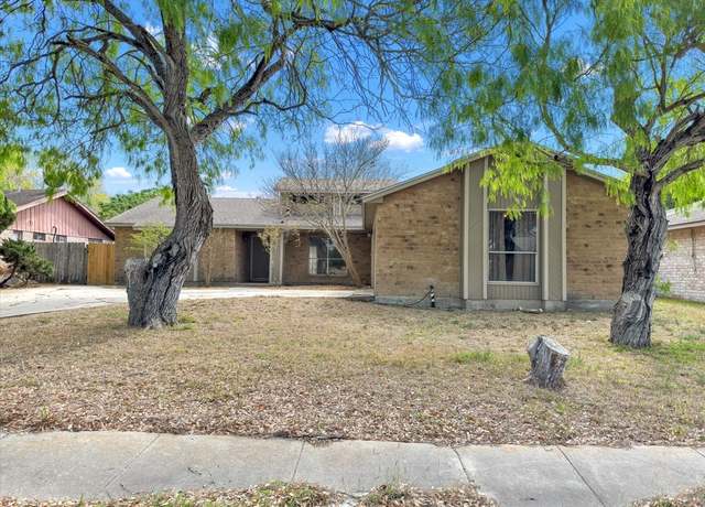 Property at 4605 Greensboro Dr, Corpus Christi, TX 78413, 4 beds, 2 baths