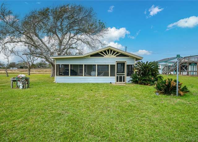 Property at 120 Water St, Austwell, TX 77950, 2 beds, 1 bath