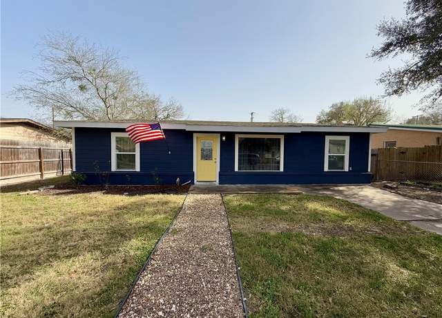 Property at 1518 E Rosewood, Beeville, TX 78102, 3 beds, 2 baths