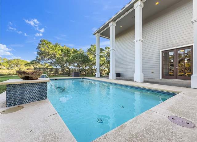 Property at 1034 Graham, Corpus Christi, TX 78418, 5 beds, 4.5 baths