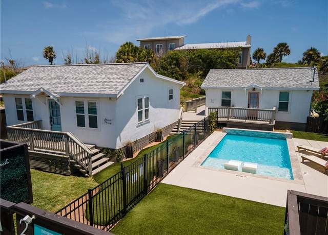 Property at 227 S 11th St, Port Aransas, TX 78373, 2 beds, 2 baths