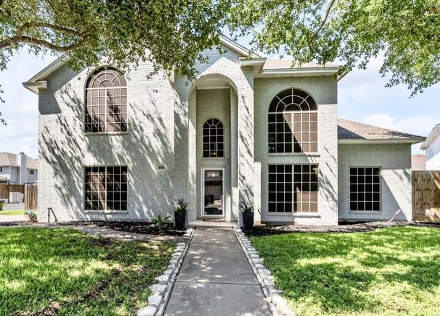 Property at 4926 Lake Livingston Dr, Corpus Christi, TX 78413, 5 beds, 2.5 baths
