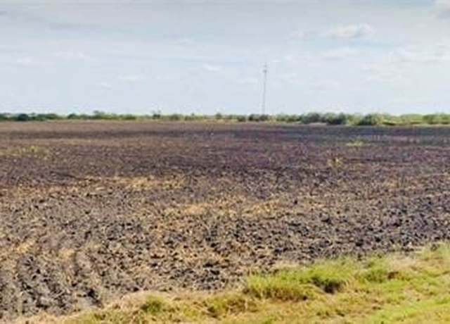 Property at 20 Acres S Us Highway 77, Bishop, TX 78343