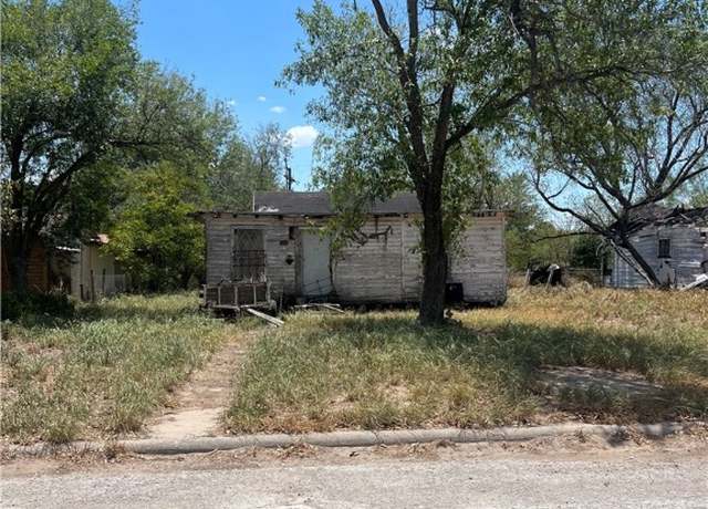 Property at 231 SW 8th St, Premont, TX 78375, 1 bed, 1 bath