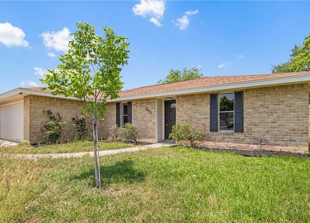 Property at 1803 Tiki Ct, Portland, TX 78374, 3 beds, 2 baths