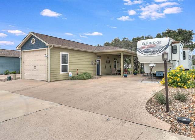 Property at 77 Augusta Cir, Aransas Pass, TX 78336, 1 bath